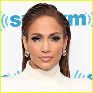 jolo nude|Jennifer Lopez Poses Nude for JLo Body Line, Launched on 53rd。